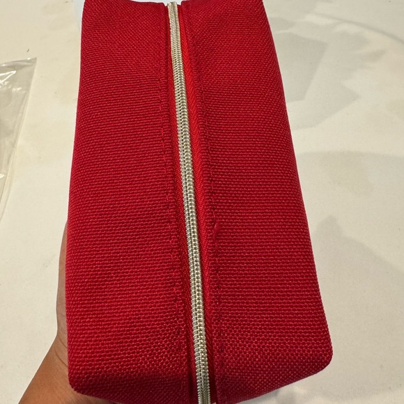 New and Authentic Dior beauty pouch with box - Picture 10 of 11